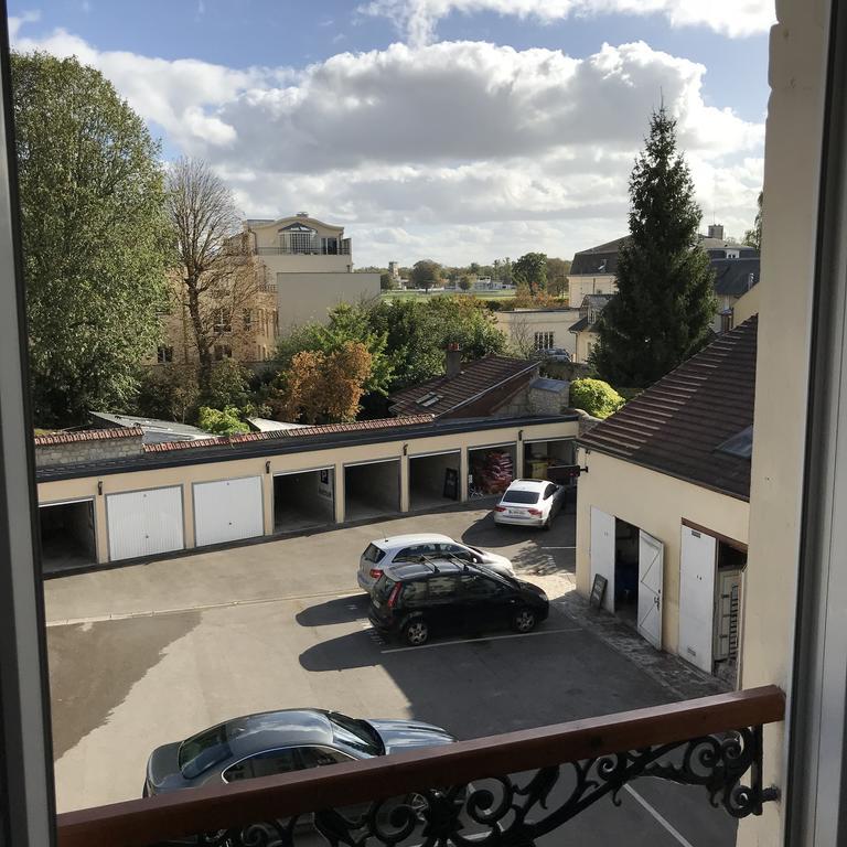 Hotel L'Avenue Chantilly Exterior photo